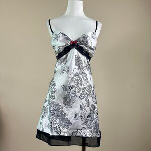 Apt 9 silky black and white floral dark fairy coquette slip